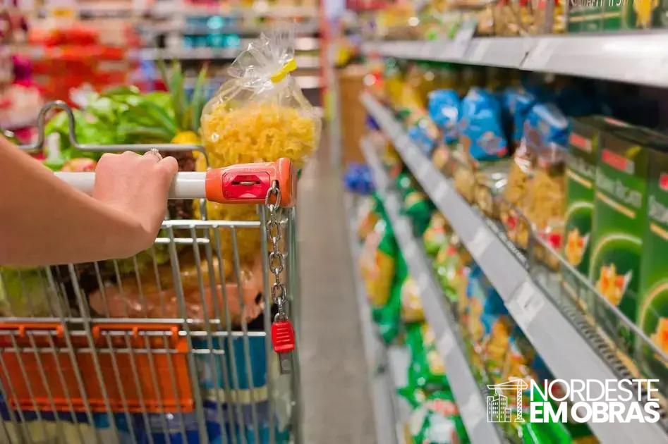 Supermercados poderão abrir no Carnaval de 2026 em Belo Horizonte