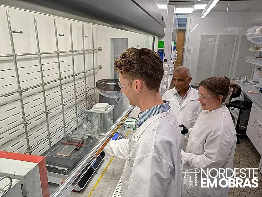 Como cátodos mais baratos e eficientes podem reduzir o custo das baterias